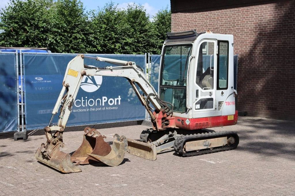 Mini excavator Takeuchi TB016 Diesel 2009