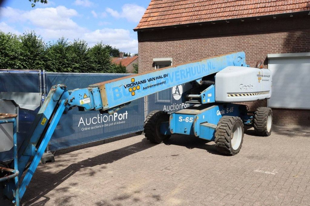 Genie S-65 Diesel Telescopic Boom Lift 2005