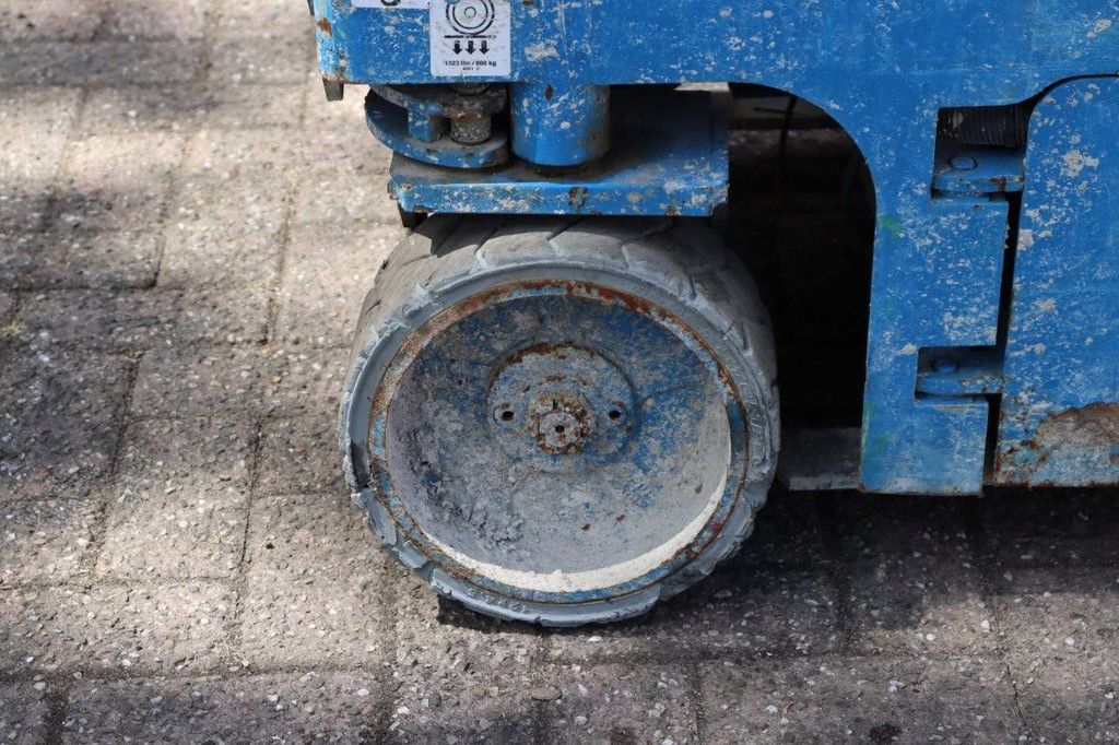 Scissor Lift Genie GS-1932 Electric 2014