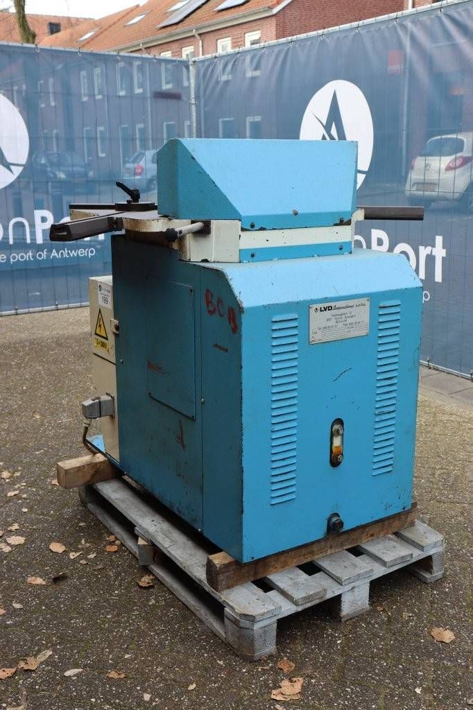 LVD International LVD-FA 250/4 Elektrische Kurvenmaschine 1992