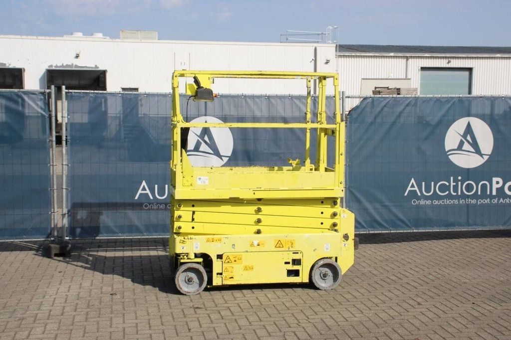 Scissor Lift Genie GS-1932 Electric 7.79m 2008