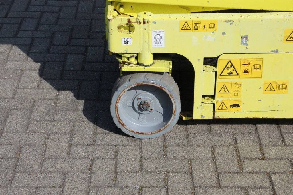 Scissor Lift Genie GS-1932 Electric 7.79m 2008