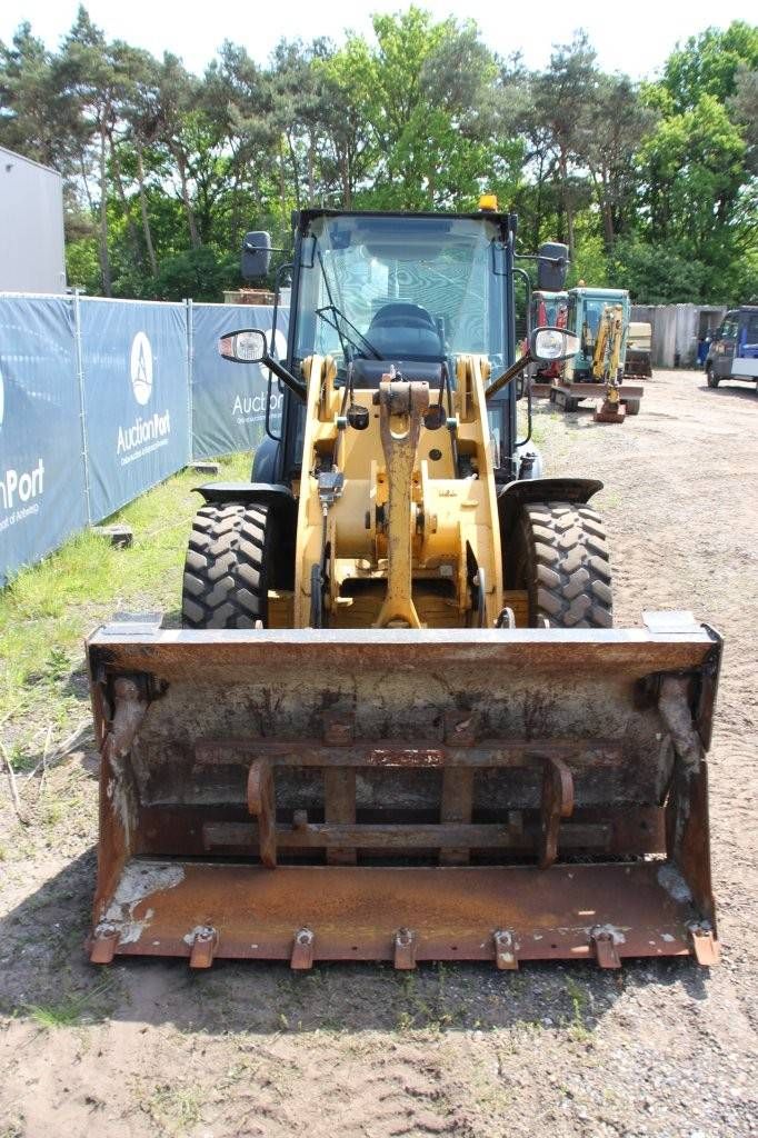 Wheel loader Caterpillar 906H2 Diesel 2015