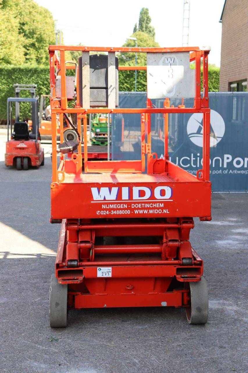 Scissor Lift Skyjack SJ4620 Electric 8.1m 2004
