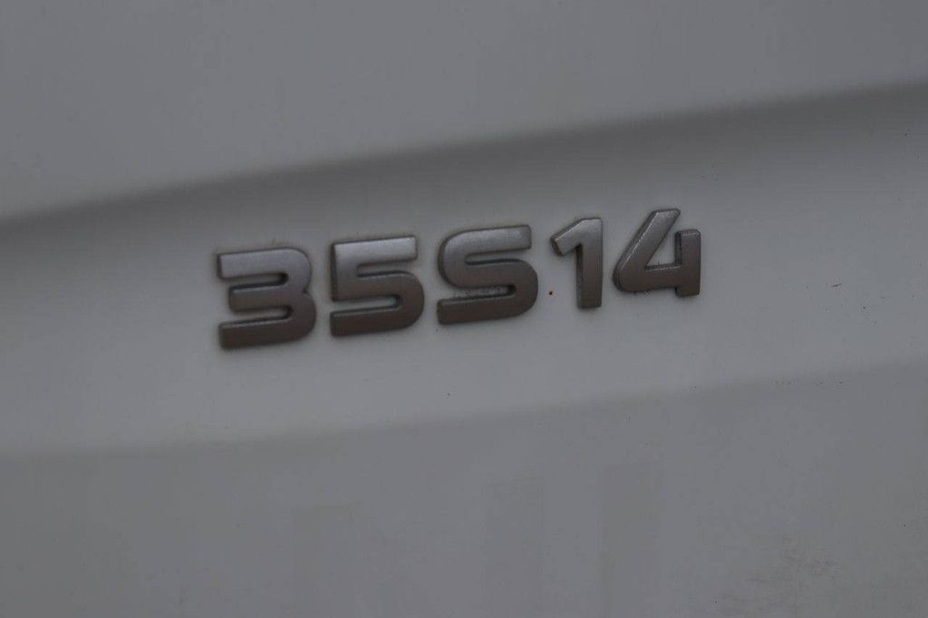 Autohoogwerker Iveco 35S14 Diesel 136pk 2008 met schaarlift Custers 8m