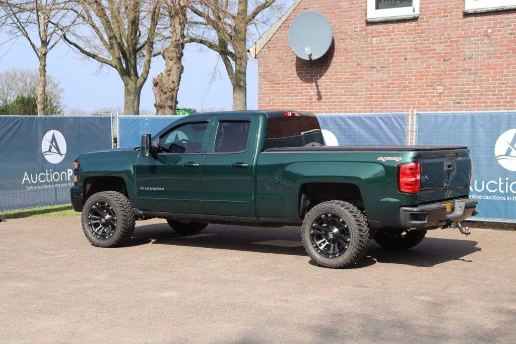 Pick-up Chevrolet Silverado Benzin 2015