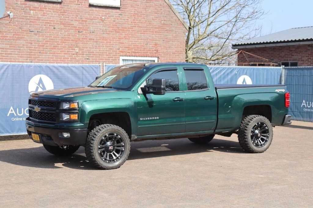 Pick-up Chevrolet Silverado Benzin 2015