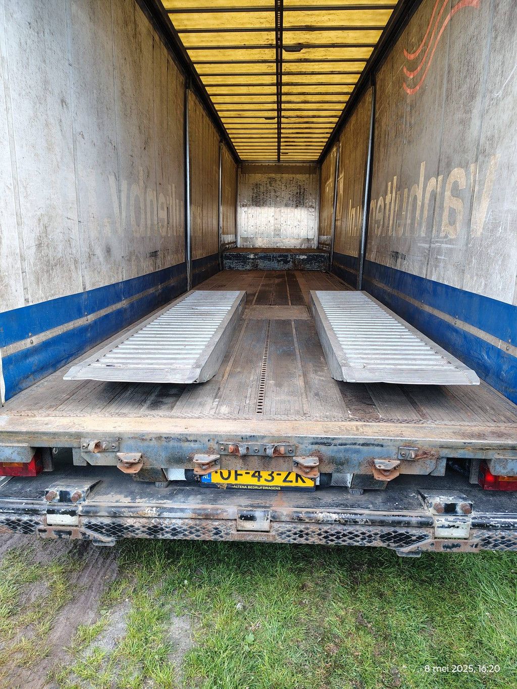 Semi-Low Loader Samro SB233 1999