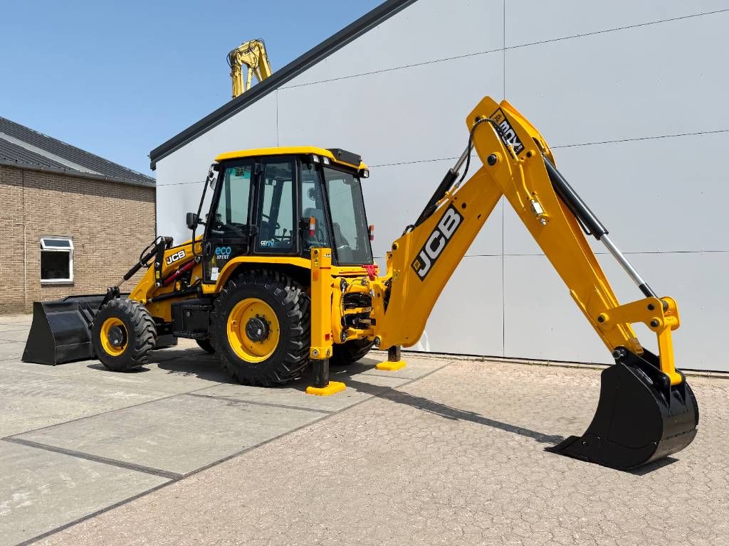 JCB 3DX / 3CX Plus 4WD - New / Unused/ Hammer Lines AC