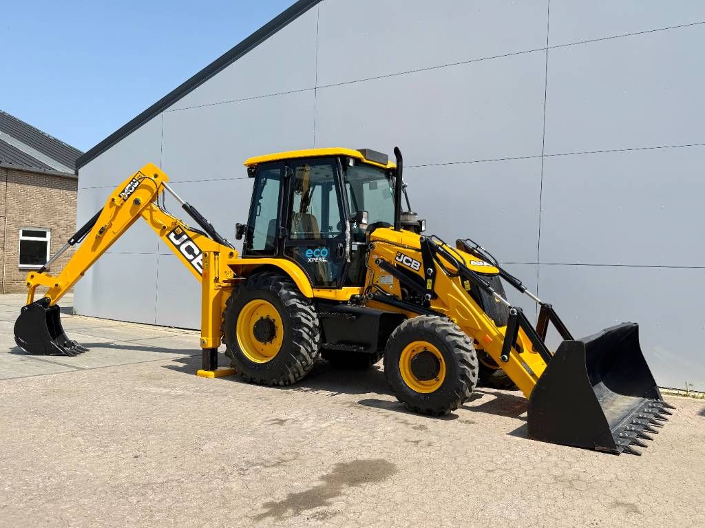 JCB 3DX / 3CX Plus 4WD - New / Unused/ Hammer Lines AC