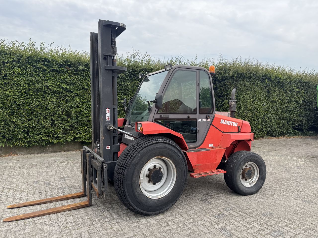 Manitou M30-4 ruwterrein heftruck!!