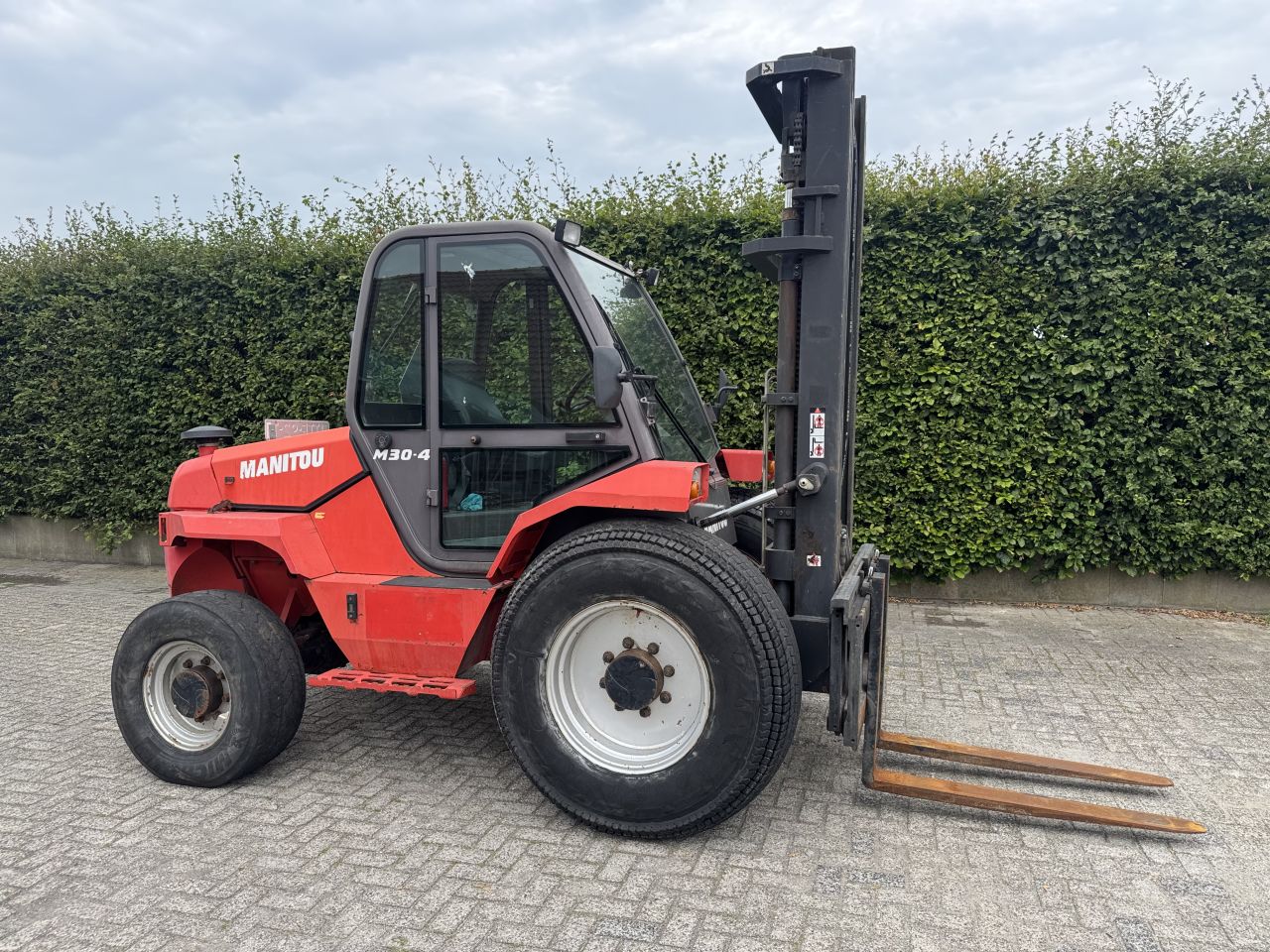 Manitou M30-4 ruwterrein heftruck!!