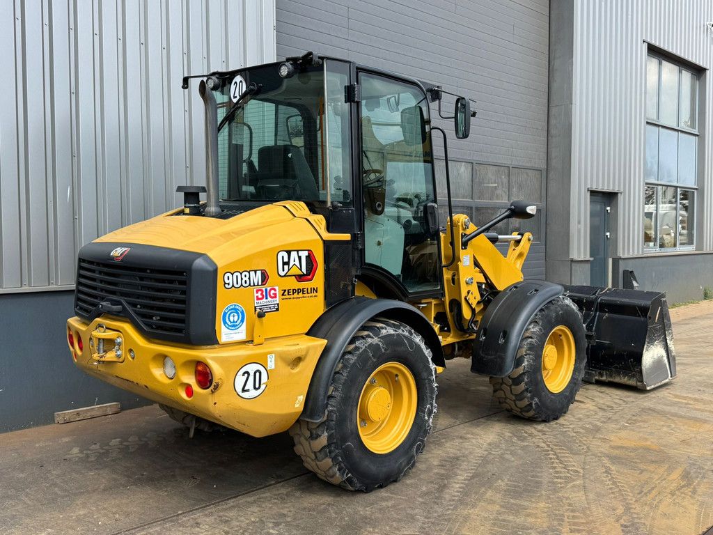Caterpillar 908M
