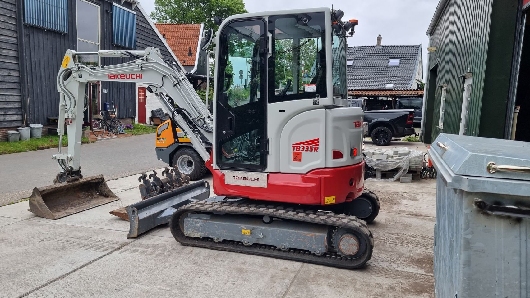 Takeuchi TB335R