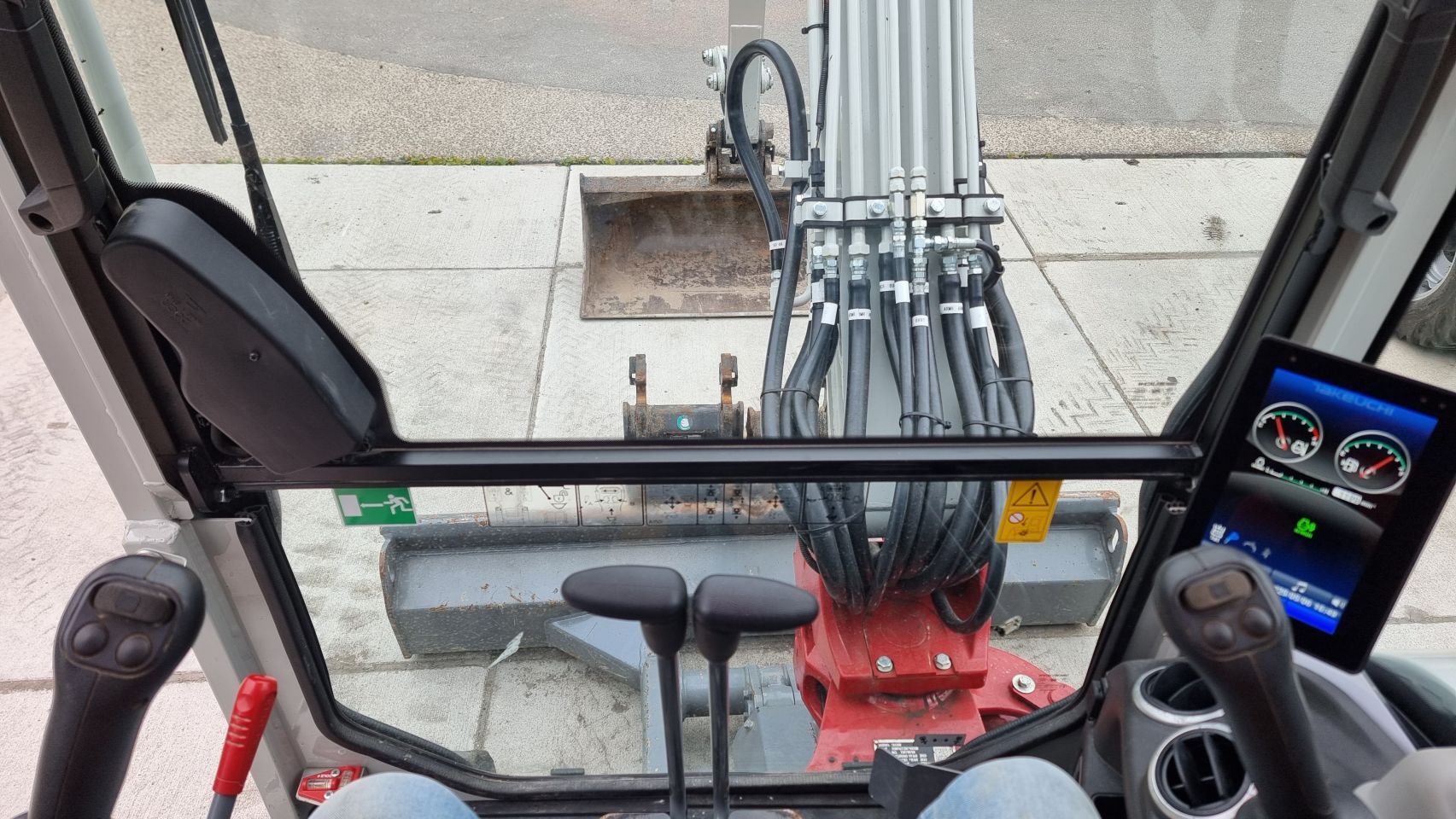 Takeuchi TB335R