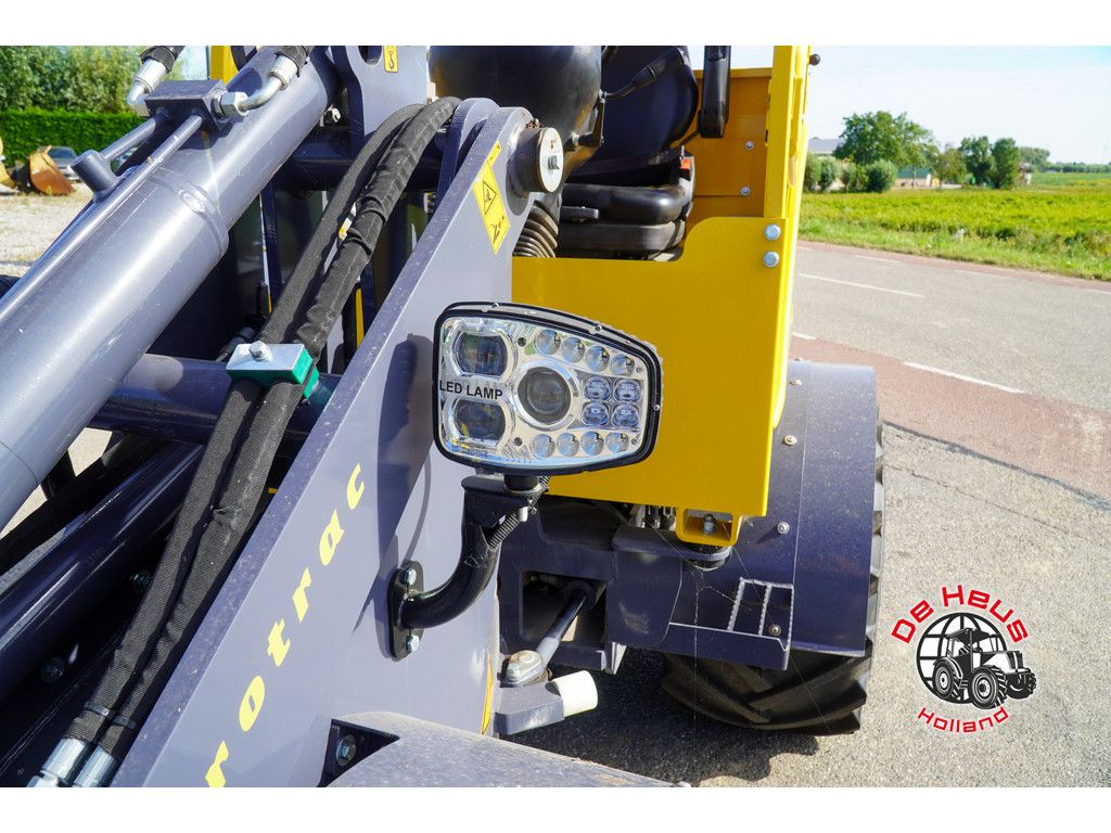 Eurotrac W12 MF stage V