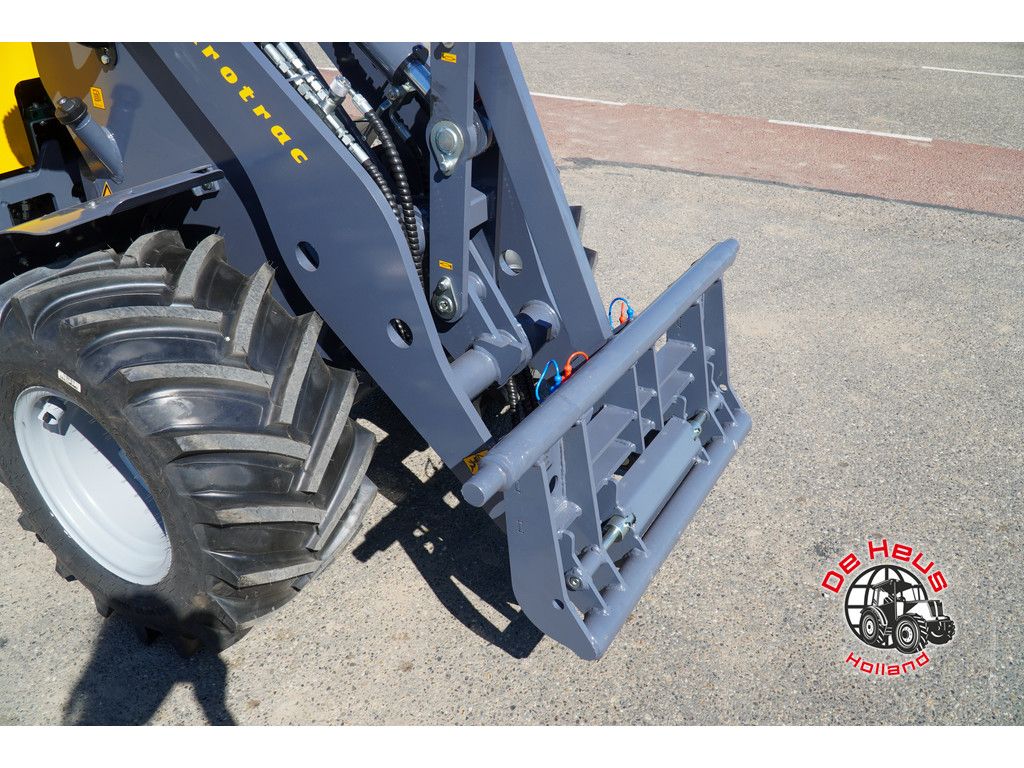 Eurotrac W12S