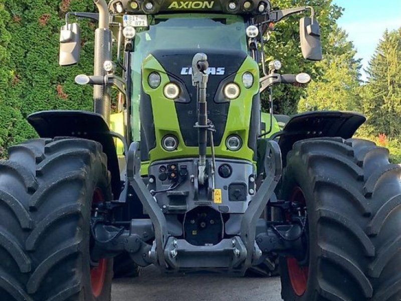 Claas AXION 870 Vorführmaschine mit T-Ausstattung