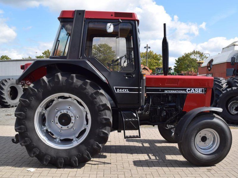 Case IH 844 XL