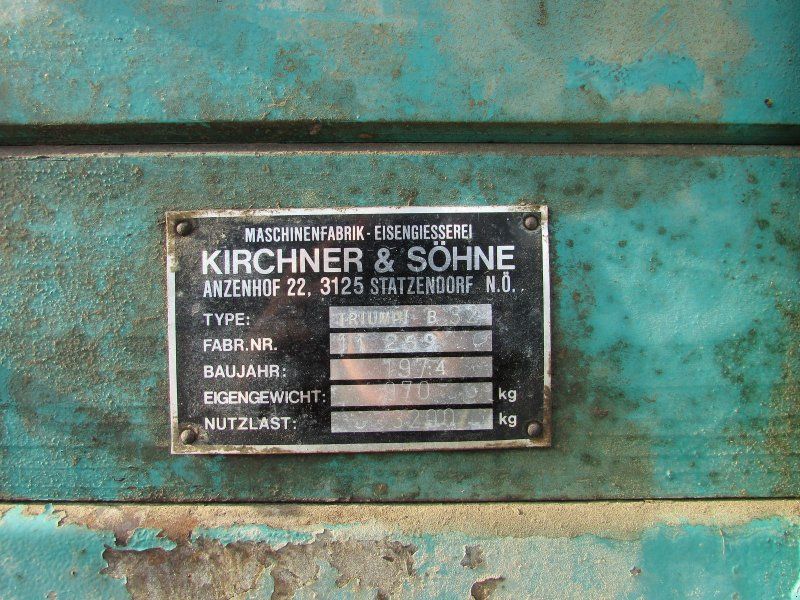 Kirchner Triumph B32
