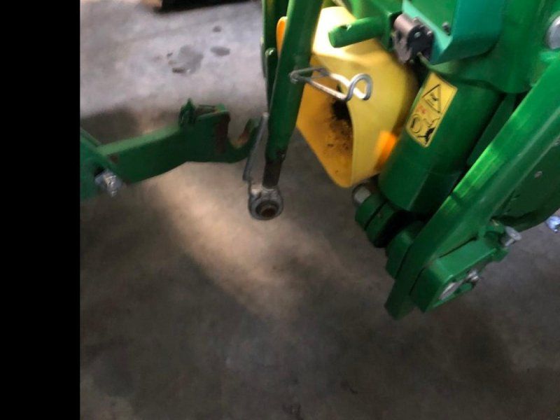 John Deere 6250R