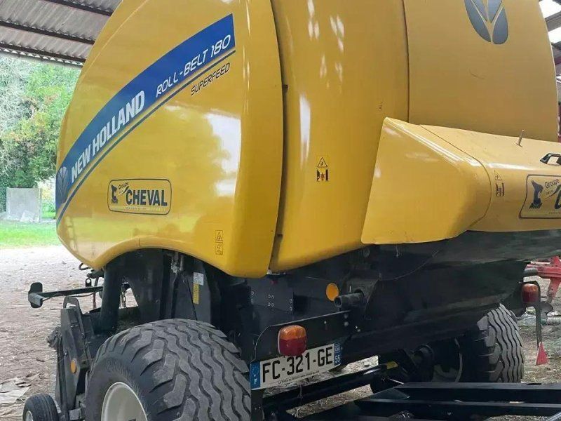 New Holland roll belt 180 super feed