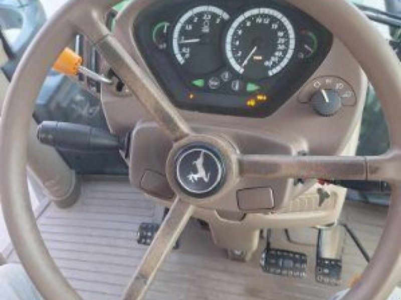 John Deere 6115R