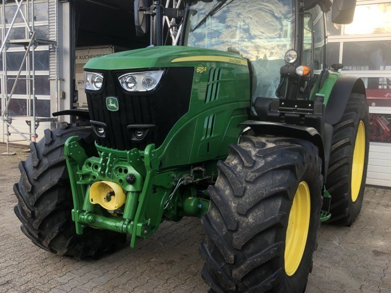 John Deere 6175R