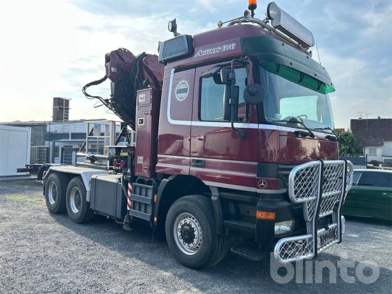 Mercedes-Benz 3348 Actros
