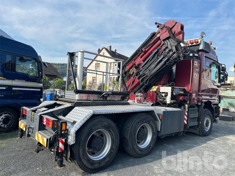 Mercedes-Benz 3348 Actros