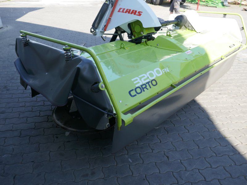Claas Corto 3200 FN Profil