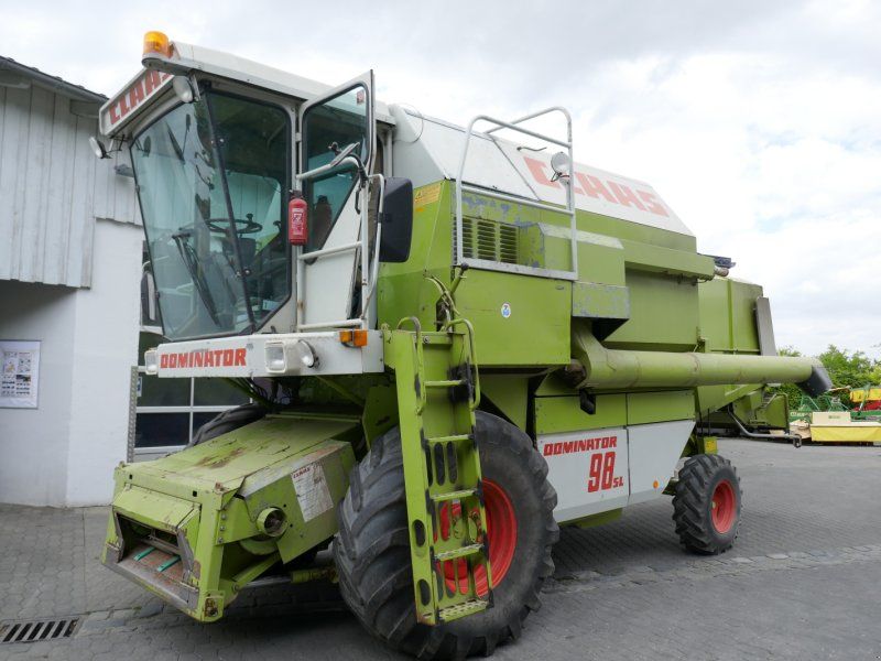 Claas Dominator 98 SL