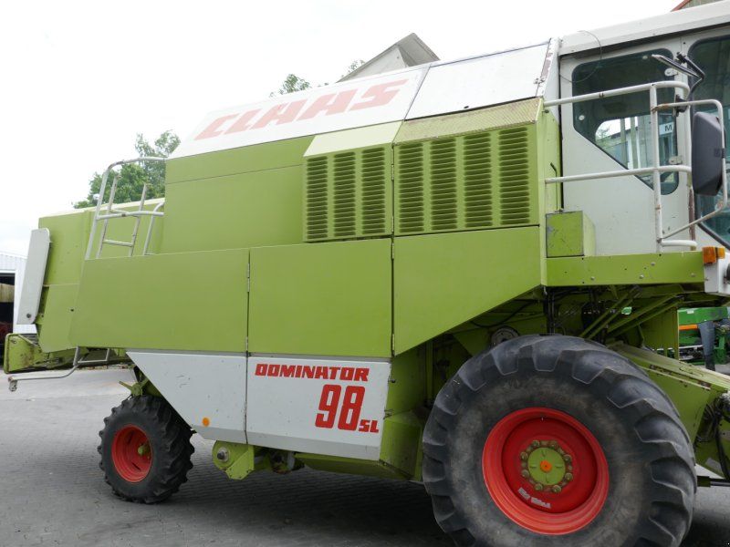 Claas Dominator 98 SL