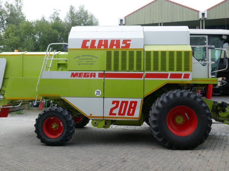 Claas Dominator 208 Mega