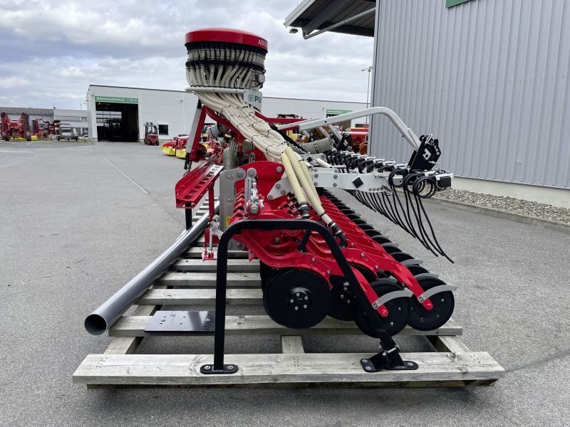 Pöttinger AEROSEM 6002 FDD 48R