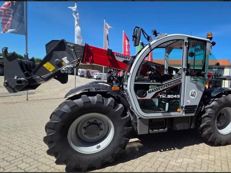 MASSEY FERGUSON TH 8043