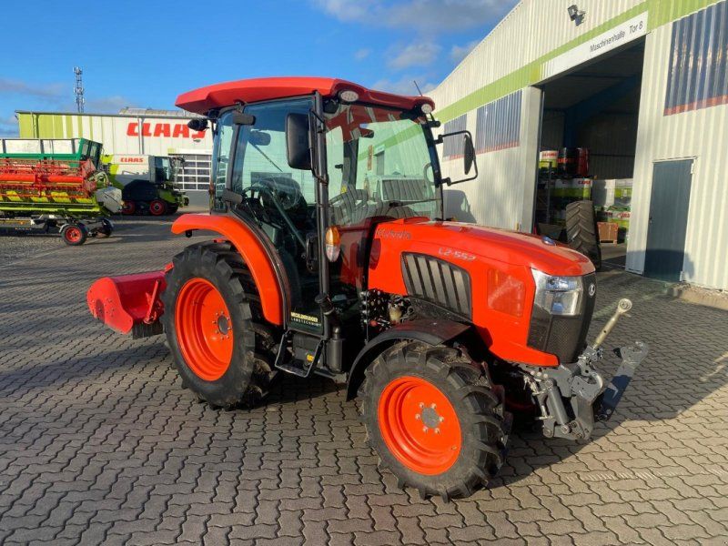 Kubota L2-552 HC Vorfürmaschine