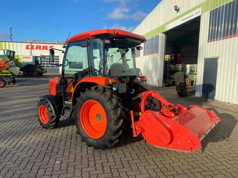 Kubota L2-552 HC Vorfürmaschine