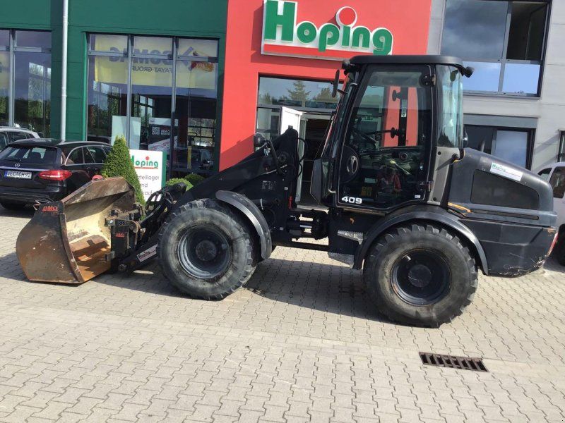 JCB 409