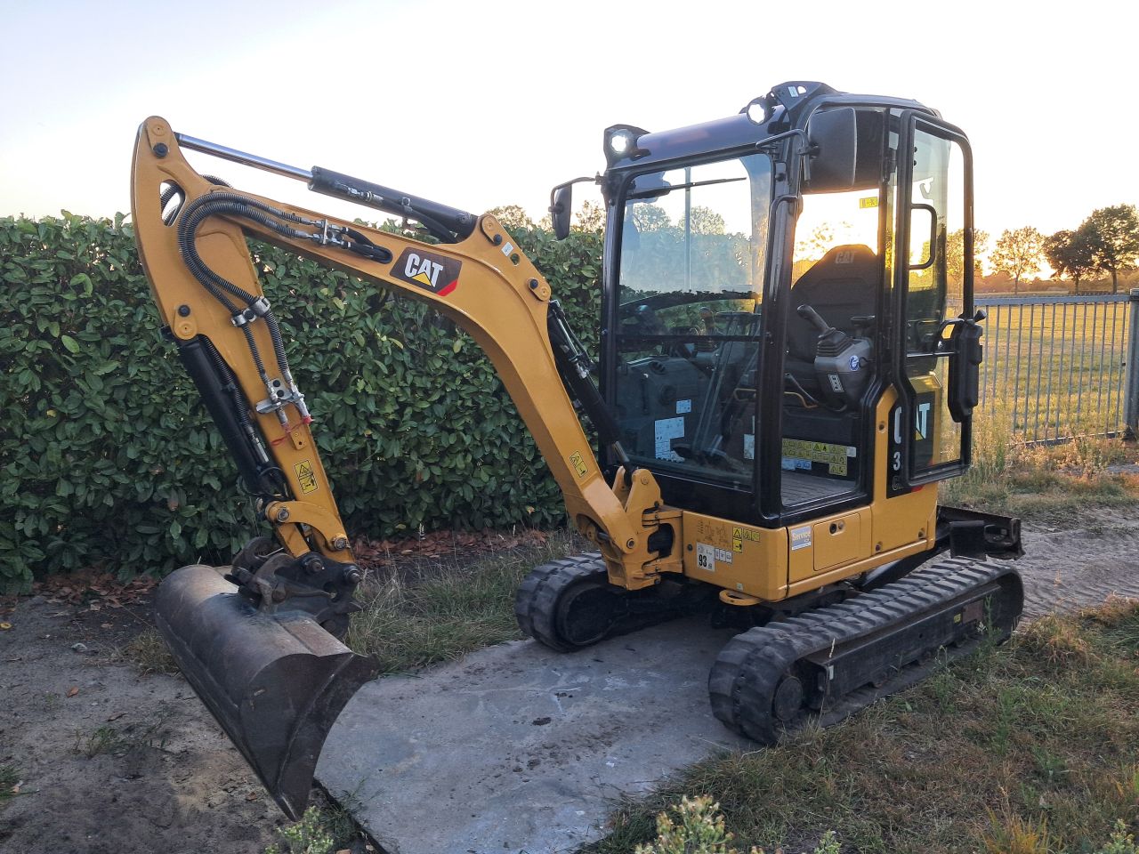 Minigraver Caterpillar 302 CR / BJ 2020 / Sloop-sorteer / Graafm
