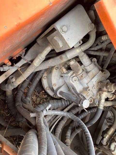 Hitachi ZX 180 W
