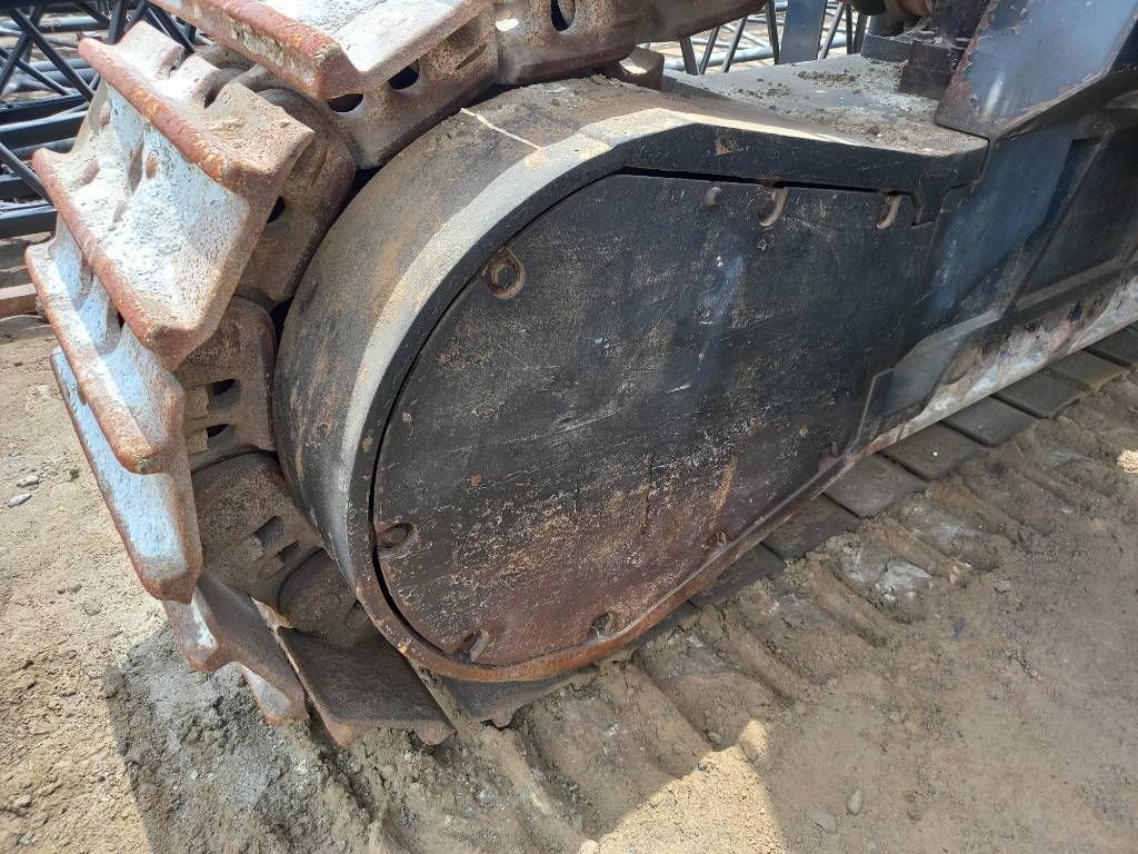 Hitachi EX1200-6 Longreach 28m (Abu Dhabi)