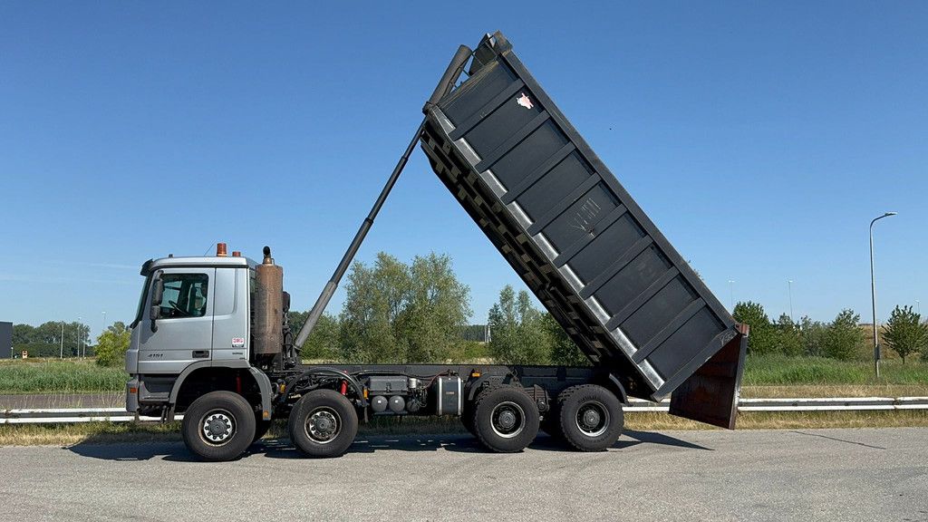 MercedesBenz ACTROS 4851 V8 8x8 tipper