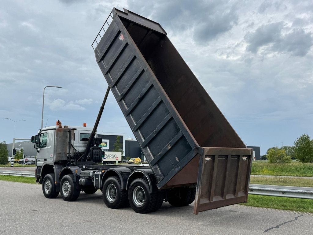MercedesBenz ACTROS 4151 V8 8x8 tipper