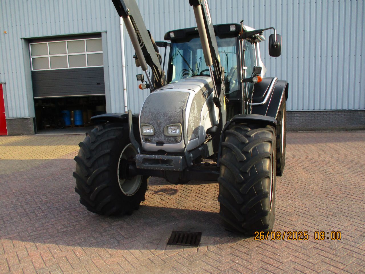 Valtra N121