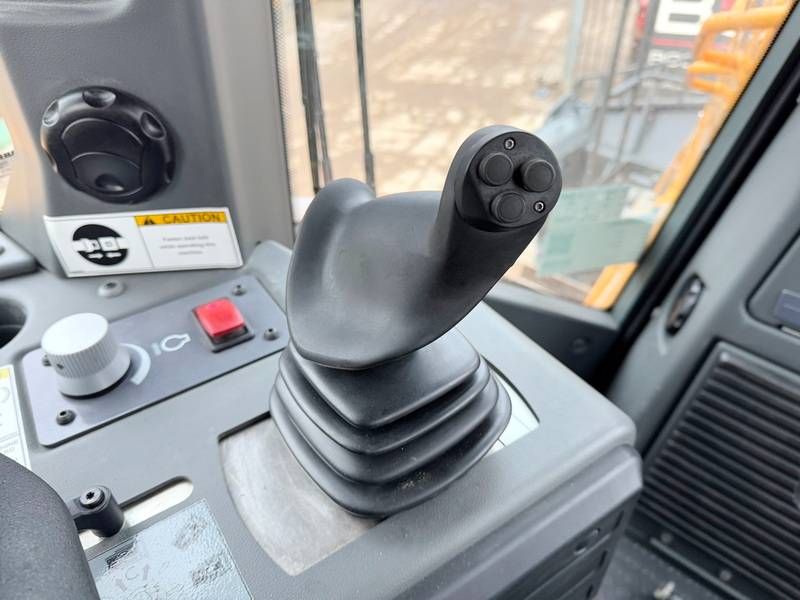 Liebherr PR766 05 Gen 8 New! 149 hours CE+EPA