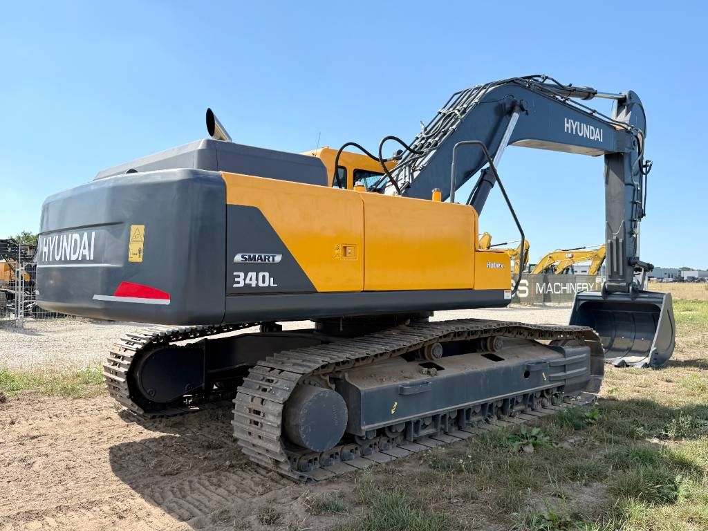 Hyundai R340L Smart - New / Unused / Hammer Lines