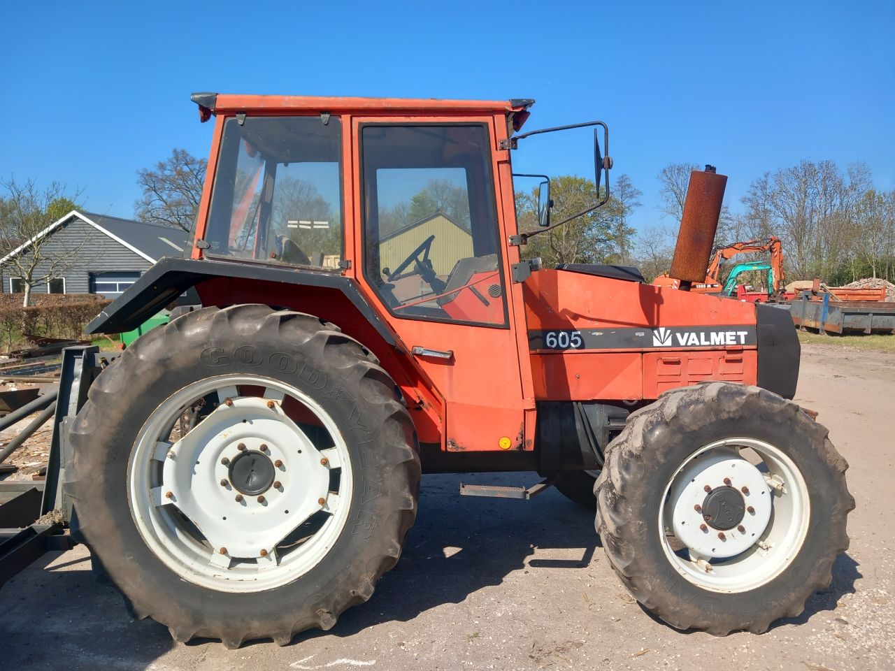 Case ,ford ,valmet