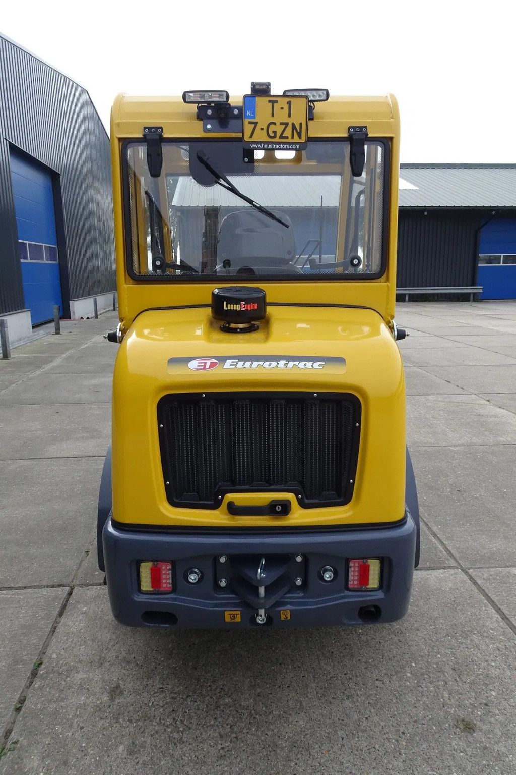Eurotrac W12CS met cabine DEMO weinig uren!