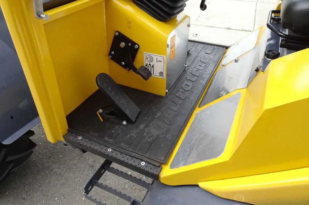 Eurotrac W12CS met cabine DEMO weinig uren!